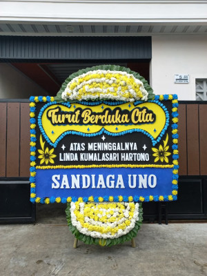 Papan Bunga Duka di Tigabinanga